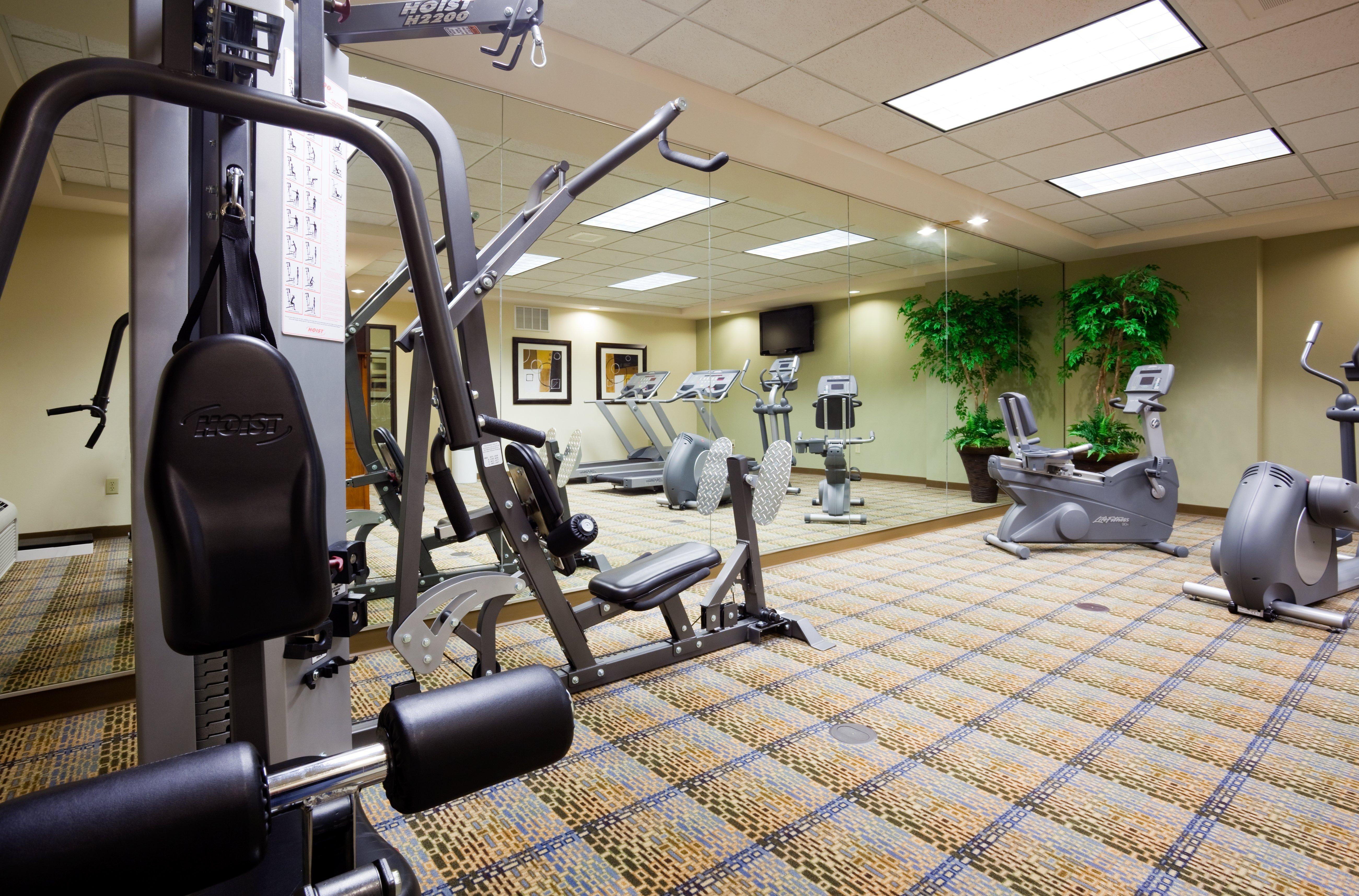 Holiday Inn Express & Suites Madison-Verona By Ihg Εξωτερικό φωτογραφία