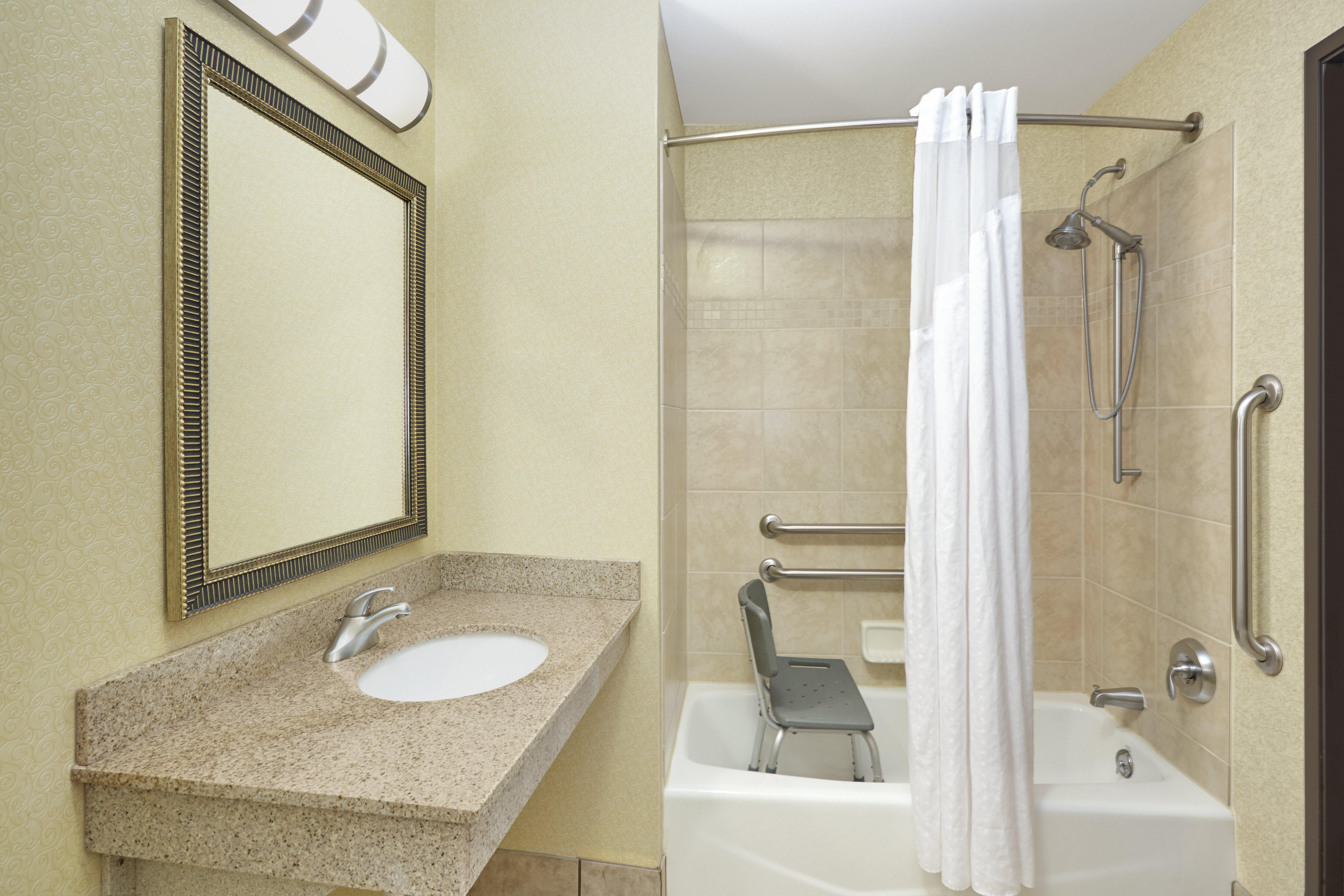Holiday Inn Express & Suites Madison-Verona By Ihg Εξωτερικό φωτογραφία