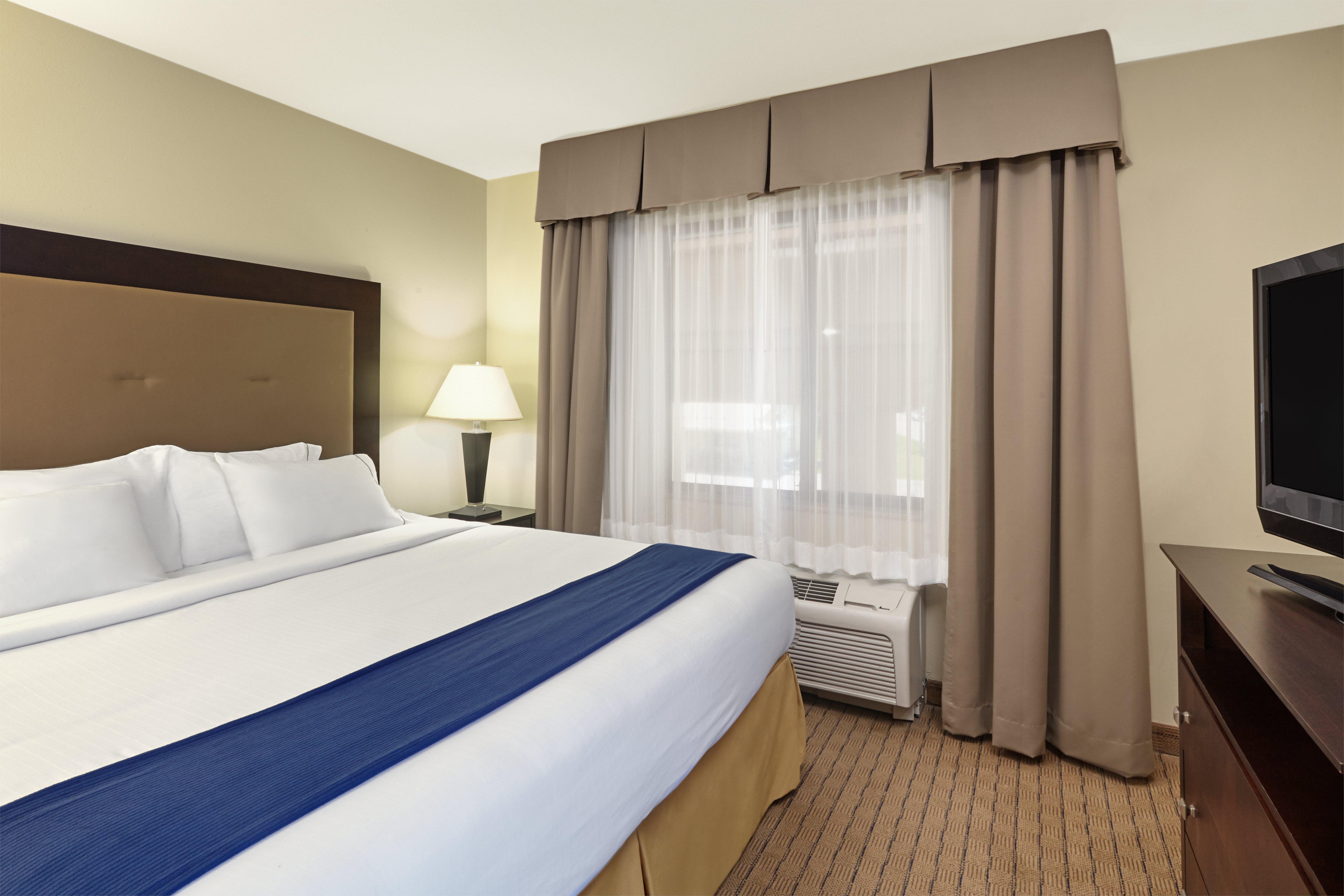 Holiday Inn Express & Suites Madison-Verona By Ihg Εξωτερικό φωτογραφία