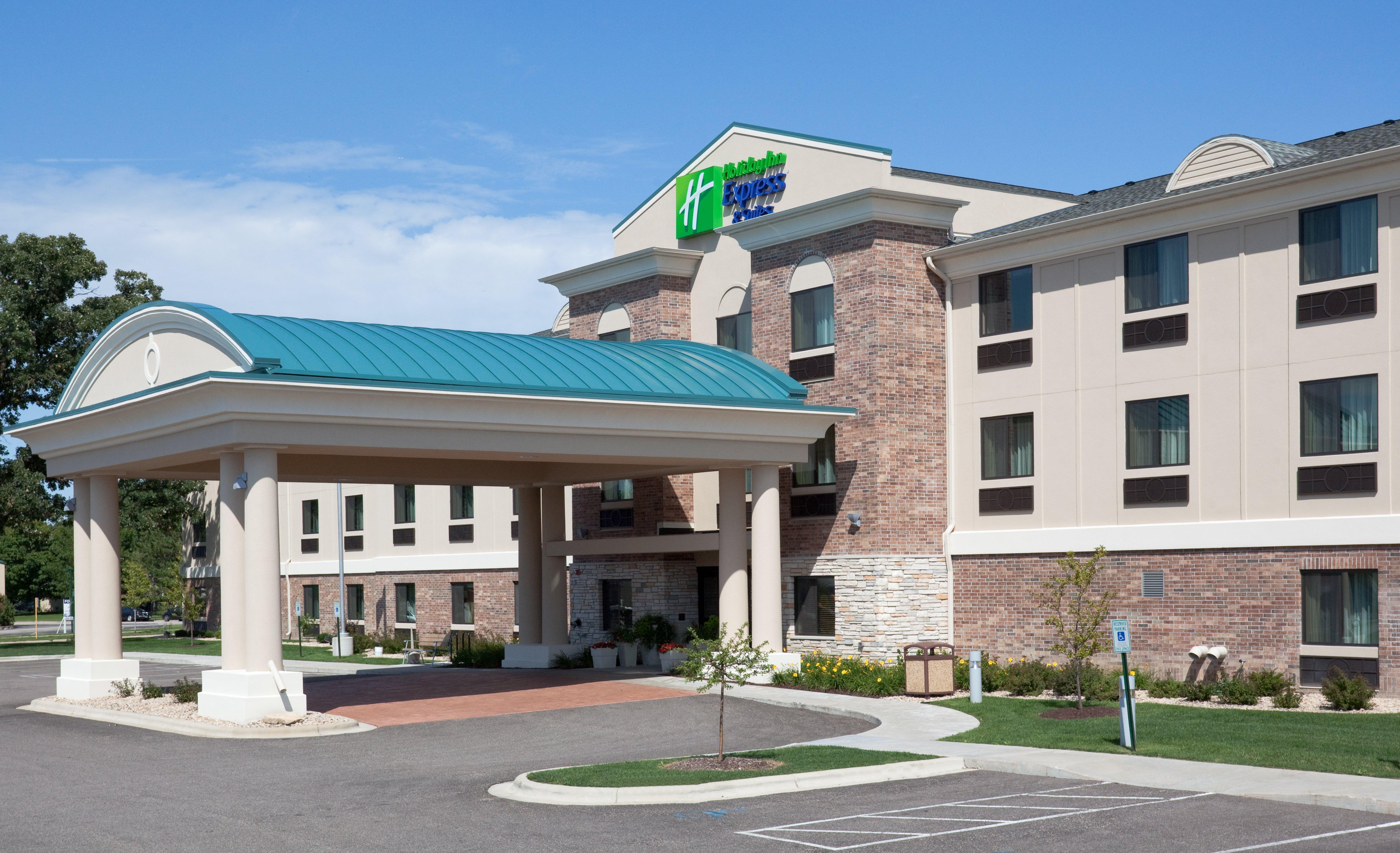 Holiday Inn Express & Suites Madison-Verona By Ihg Εξωτερικό φωτογραφία