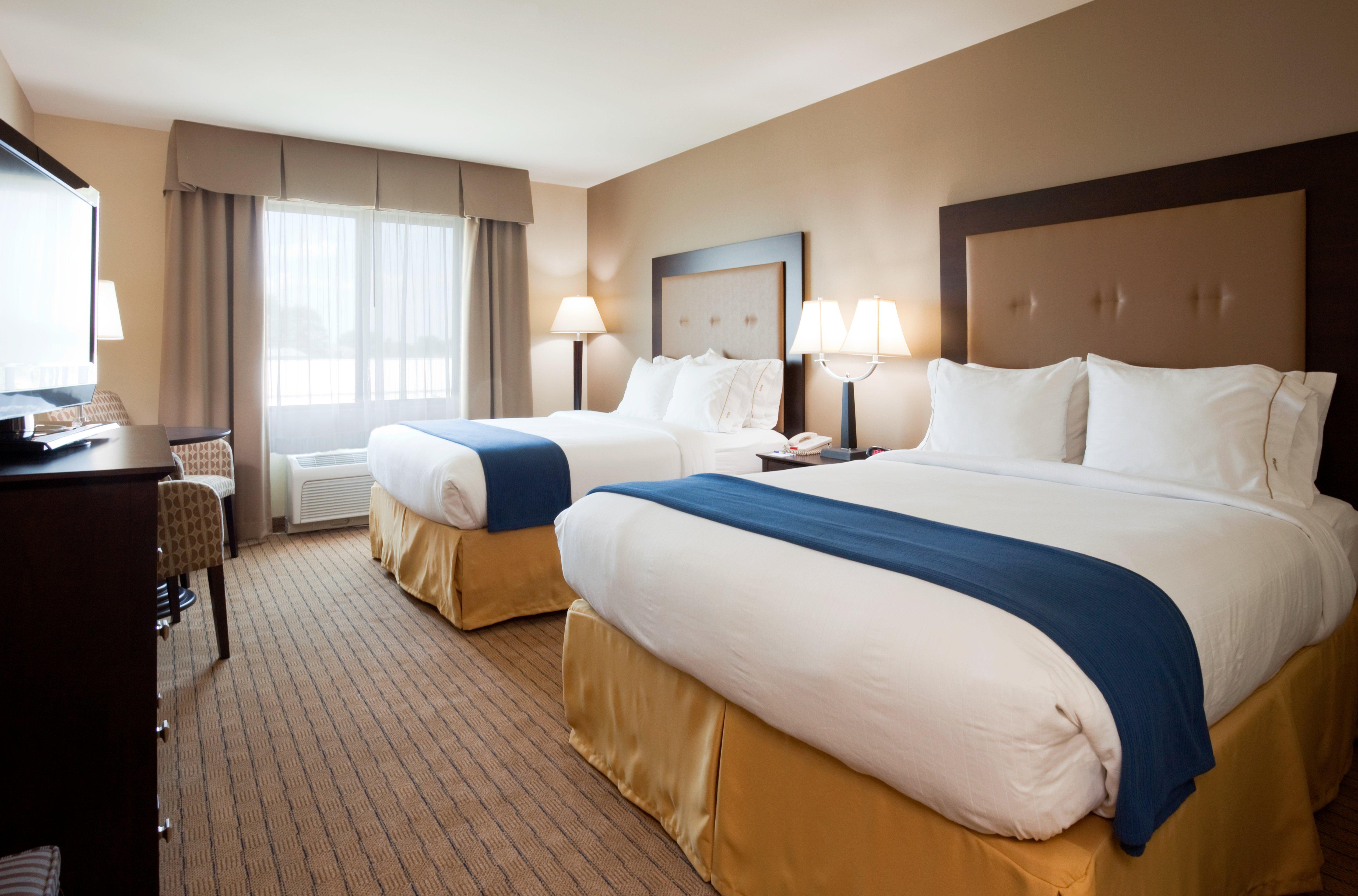 Holiday Inn Express & Suites Madison-Verona By Ihg Εξωτερικό φωτογραφία