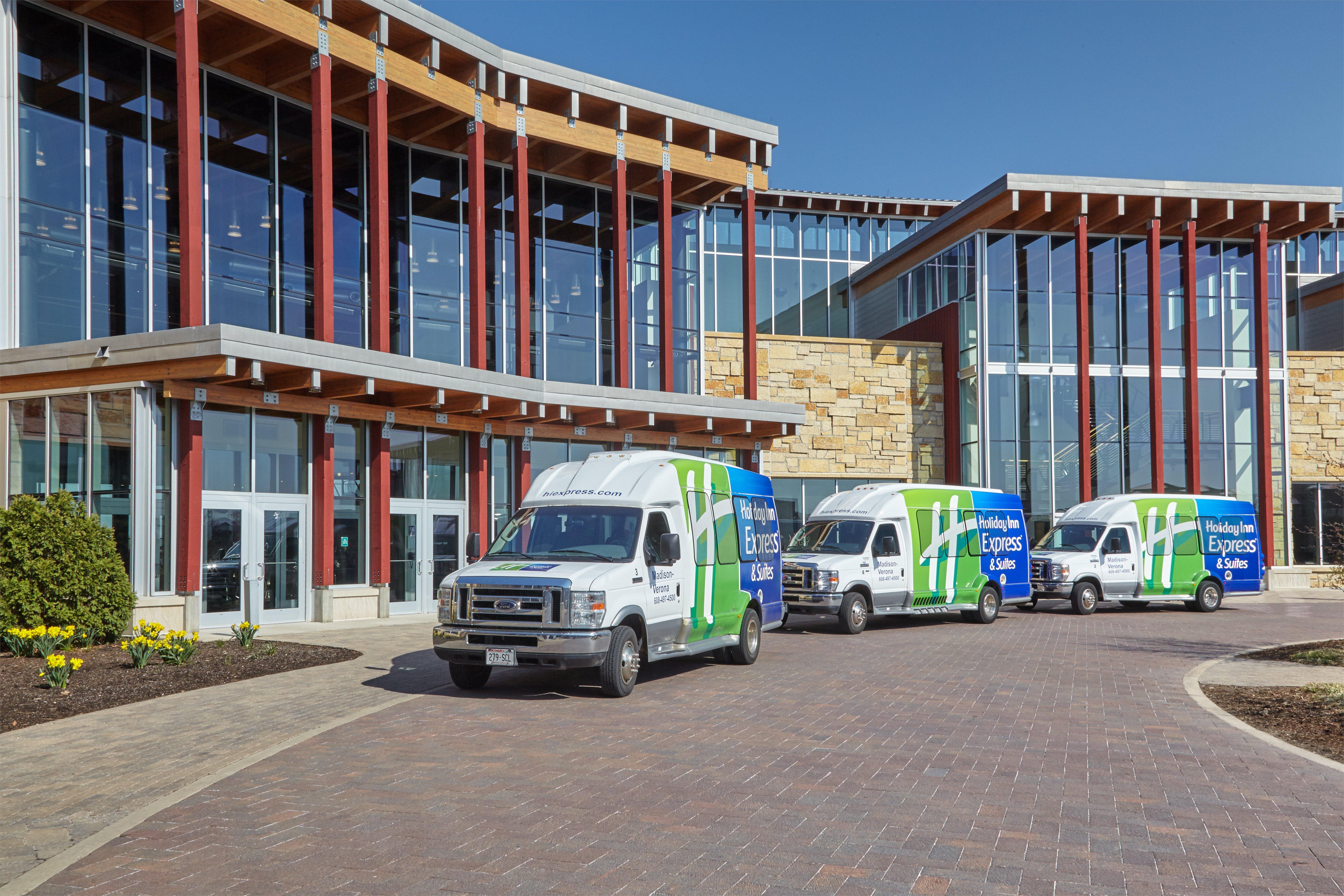 Holiday Inn Express & Suites Madison-Verona By Ihg Εξωτερικό φωτογραφία
