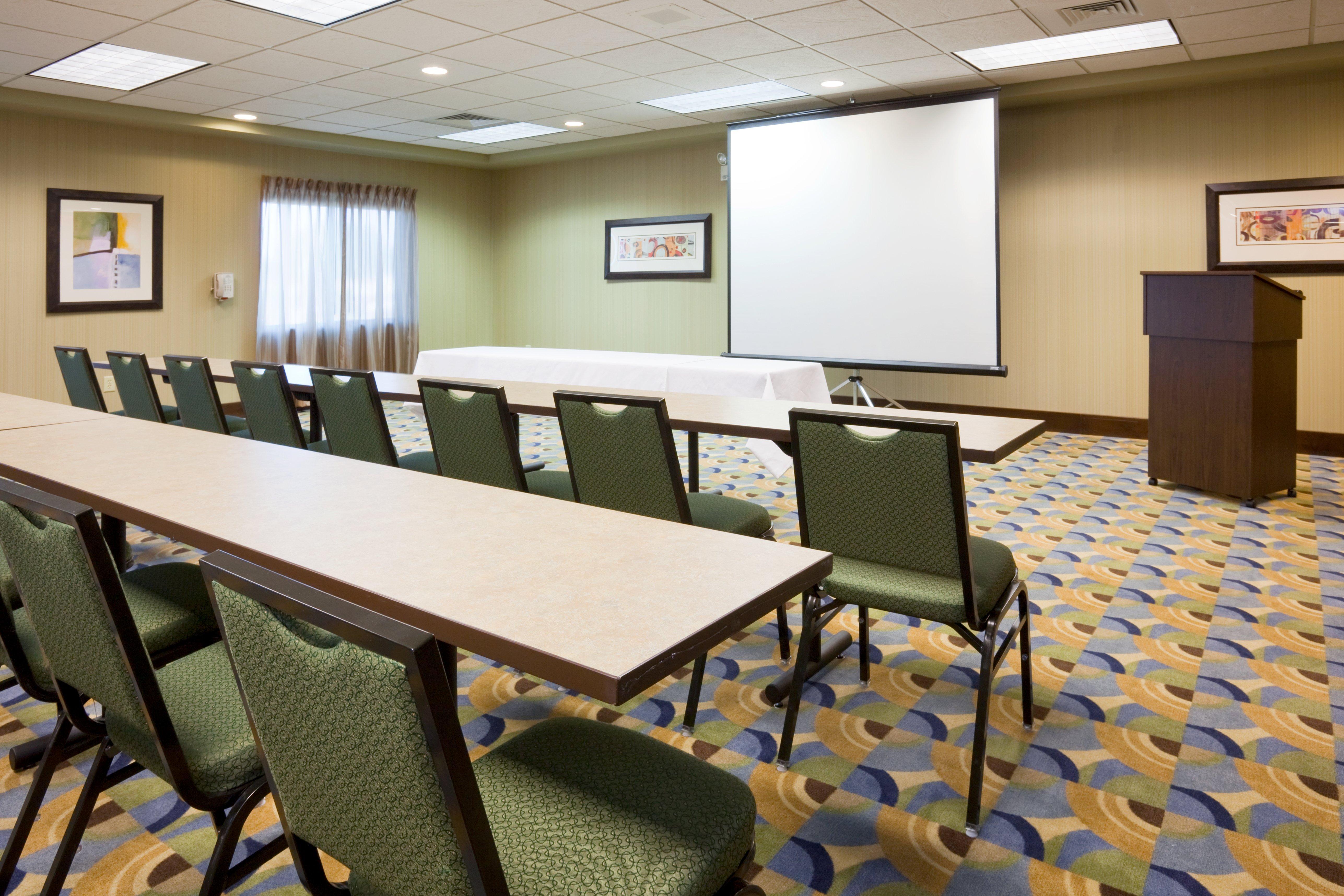 Holiday Inn Express & Suites Madison-Verona By Ihg Εξωτερικό φωτογραφία